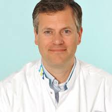 Plastisch chirurg Drs. Erwin Heine