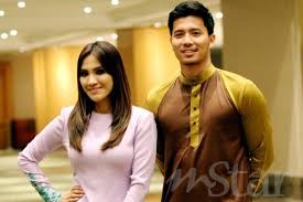 Simak seluruh arti mimpi menikah di sini, yuk. Perak Silver Youth