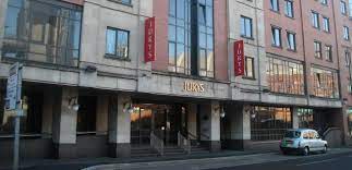 In total, the company operates 38 hotels in the uk, 4 in ireland, and 1 in prague, with approximately 7,500 rooms between them, served by 4. Hotel Of The Month Jurys Inn Manchester
