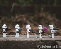 Pin By Zoltan Dobrossi On Lego Figures Stromtropper Lego Stormtrooper Lego Photography Stormtrooper