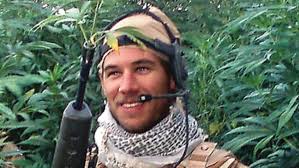 Oficial, escritor y caballero