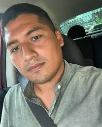 🔴DESAPARECE ULISES AGUILAR LÁZARO, ¡AYUDANOS COMPARTIENDO!🙏🏻🙏🏻 ¿Donde  estás hijo mío?, te estamos esperando Ulises... Tabasco 21/02/2024 Salió de  #Cunduacán a #Villahermosa y ya no regresó, desde el lunes en la tarde  desapareció