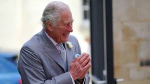 As the queen's eldest son, prince charles is heir to the throne. Gxlkb3ostyxycm