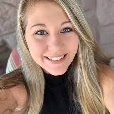 Julie Mcleish's Instagram, Twitter & Facebook