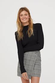 Black And White Houndstooth Skirt Outfit Wrapover Skirt White Houndstooth Patterned Women H M Us Outfits Womens Maxi Skirts Plaid Fashion