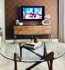 Our wide round coffee table provides an ideal spot to place your books, magazines, or fresh flowers upon with an urban industrial look. 30 Best Coffee Tables For Your Living Room Trending In 2021