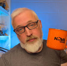 Using super glue accelerant for strong bonds