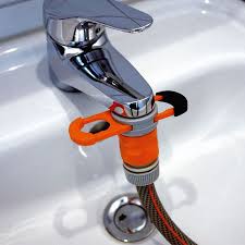 Gibt es wasserhahn bei bauhaus im angebot? Adapter Fur Indoor Wasserhahne Hundedusche Gartenschlauch Hundepool