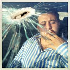 Benjamin Lowy: On documenting war with a cell phone