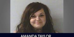 Amanda Rex's Instagram, Twitter & Facebook