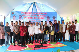 Maybe you would like to learn more about one of these? Peresmian Kantor Kelurahan Rapak Dalam Dirangkai Pelantikan 29 Ketua Rt Ppid Kota Samarinda