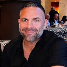 Angelika Alvarez's Instagram, Twitter & Facebook