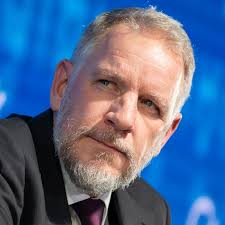 Imaginative Communities: Cidades, regiões e países admirados eBook :  Govers, Robert, Esteves, Caio: Amazon.com.br: Livros