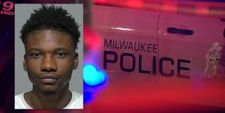 Milwaukee robbery, police chase ends in crash; 17-year-old charged