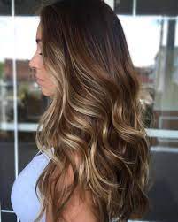 Nice 65 Phenomenal Dark Hair With Highlights Flattering Streaks For Your Dark Mane Balayage Hair Hair Color Flamboyage Balayage Brunette