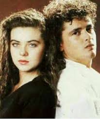 Actriz, cantante, escritora y presentadora. La Vida Desconocida Familia Y Pareja De Margarita Rosa De Francisco