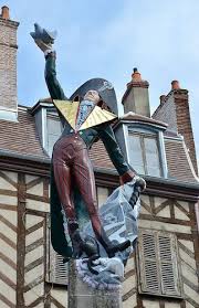 Auxerre Yonne Statue De Cadet Roussel Place Charles Surugue Statue Cadet France