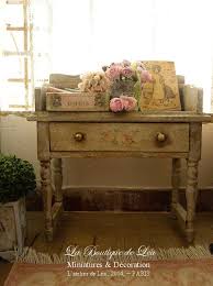 French Distressed Romantic Gray Vanity 1 Scale Furniture For A French Miniature Dollhouse In 1 12th Sca Shabby Furniture Diy Furniture Tutorials Miniatures