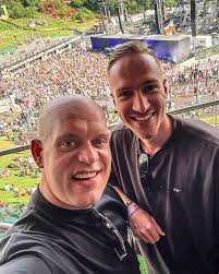 The annual stop of the Premier League Darts in Ahoy Rotterdam arrived again  Thursday night. This season, the Dutch port city hosts the league's 11th  round of play.