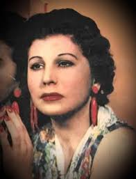 زوزو ماضى ..فنانة رافقتها المأسى ..حاولت الانتحار و زوجها أدخلها السجن :  ============================================ يعرفها الجمهور بدور المرأة  الشريرة المتسلطة في كثير من كلاسيكيات السينما المصرية ورغم نشأتها في أسرة  ثرية إلا أنها