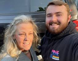 reliable plumber in norwood to install toilet bowl