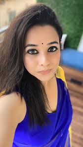 Recreating the alia bhatt saree looks from “Rocky and Rani ki prem kahani”  with my reel queen @barcy_lona in this Durga Puja 2023 ❤️, ., .,  Photography: @sarmashradhanjali 😎, ., ., ., ., ., #saree ...