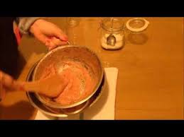 Atunci e musai sa stii sa le pregatesti in casa si sa ai posibilitatea sa pregatesti o salata de icre cu ceapa oricand poftesti! Cum Se Prepara Icrele Proaspete Cu Sare Pentru Conservat Youtube