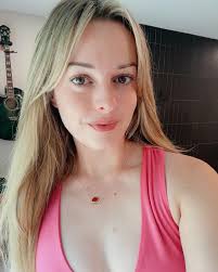 Selfies lately…hopefully the no-makeup at the end isn't too much of a jump  scare