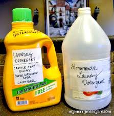 Diy Homemade Laundry Detergent Cheap And Green Free Printable My Merry Messy Life Homemade Laundry Detergent Homemade Cleaning Products Laundry Detergent