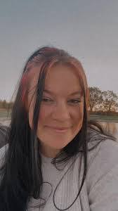 Shanna Gill's Instagram, Twitter & Facebook