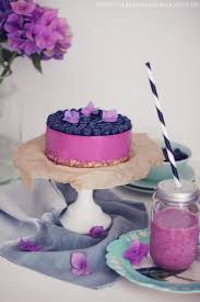Blaubeer Lavendel Quark Torte In Radiant Orchid Sofies Haus Susse Kuchen Dessert Ideen Kuchen Und Torten