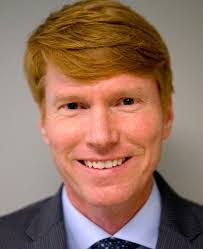 Dennis Grebe's Instagram, Twitter & Facebook