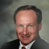 Russell Bergstrom's Instagram, Twitter & Facebook