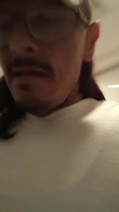 This hotel I'm working at is awesome and very beautiful luxury I'm not even  lying I'll be doing this all day long houseman what I love to do