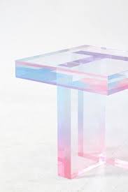 Tables Made With Dyed Acrylic Resin Mobilier Acrylique Tableau Acrylique Mobilier De Salon