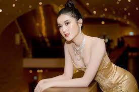 Cô cho hay, để có mặt đúng giờ ở sự kiện, cô phải trang điểm và làm tóc ngay ở sân bay. Sau Tin Cáº·p Ke Cáº§u Thá»§ Ä'á»©c Huy A Háº­u Huyá»n My Báº¥t Ngá» Tiáº¿t Lá»™ Ten Báº¡n Trai Vietnamnet