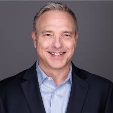 Lori Cornish's Instagram, Twitter & Facebook