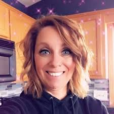 Ann Leon (@annleon425)