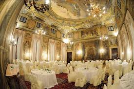 The Ca Sagredo Hotel In Venice Italian Wedding Venues Venetian Wedding Italy Wedding