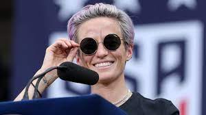Megan Rapinoe: USWNT star to write a book due in 2020