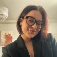 1000+ profils pour “Julia”