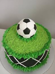 Some of these are those that i did for fun at home trying out new piping skills or techniques. Get Football Cake Pics Amazing Impression