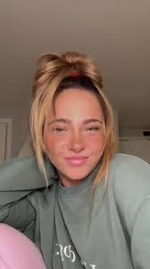 Danielle Kopp's Instagram, Twitter & Facebook