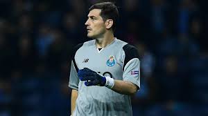 Fc porto goalkeeper iker casillas, who suffered a heart attack in may, has been registered by the club to play in this season's portuguese league. Iker Casillas Extends Stay With Porto