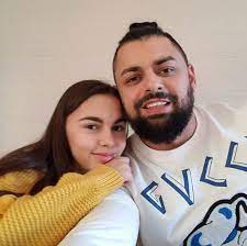 Egyelőre nem tudni, a spanyol real madrid 36. Papai Joci Egy Szem Lanya Szep Kamasz Lett Fotokon A Ritkan Latott Hanna Hazai Sztar Femina