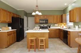 Traditional kitchen cabinets from breeze by woodharbor custom cabinetry. 47 Most Popular Green Kitchen With Oak Cabinets