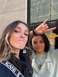 Me and my partner are soon to be psychology students at TiU, and (like  others here) we are desperately looking for a place to stay at. Budget  together is 1200 incl. Registration