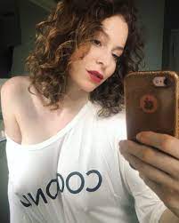 Barry watson, esme bianco, gavin lewis, mark lindsay chapman, eric etebari. Esme Bianco On Twitter Coconut Natural Curls Hair Victory Thanks To Curlygirlmethod Sorrynotsorry Gratuitousselfie