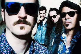 Los ibicencos Joven Dolores publican 'Merecer', una versión inédita en  castellano de la canción 'Better man' de Pearl Jam