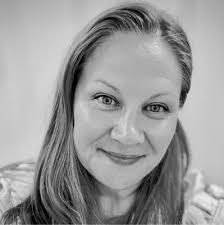 Running the half marathon today in memory of my pal Duncan Hendry. Thinking  of you, Duncan! And thank you Linda for giving me your place!